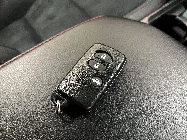 TOYOTA MARK X 2014 Image 31