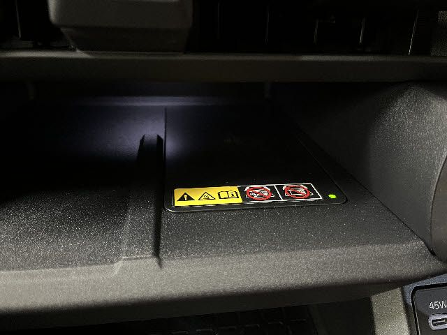 TOYOTA RAV4 HYBRID 4WD 2026 Image 31