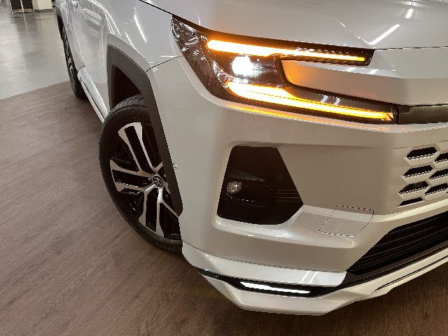 TOYOTA RAV4 HYBRID 4WD 2026 Image 31