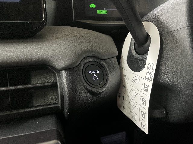 TOYOTA RAV4 HYBRID 4WD 2026 Image 31