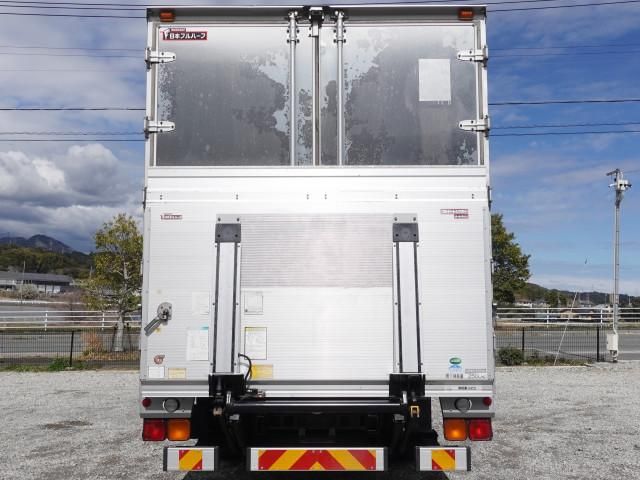 MITSUBISHI FUSOU FIGHTER 2016 Image 31