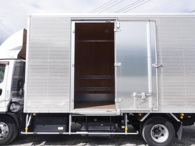 MITSUBISHI FUSOU FIGHTER 2016 Image 31