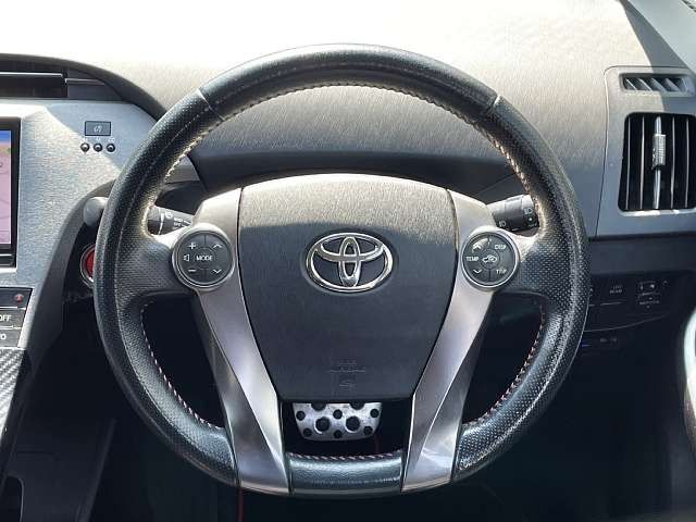 TOYOTA PRIUS 2013 Image 31