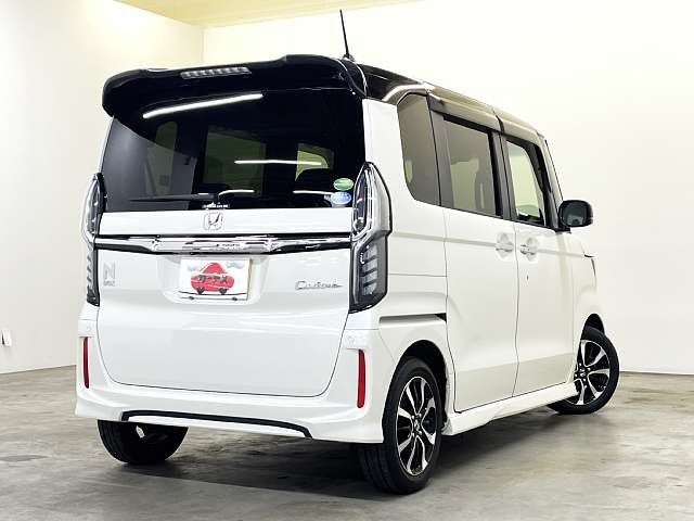 HONDA N BOX CUSTOM 2017 Image 31