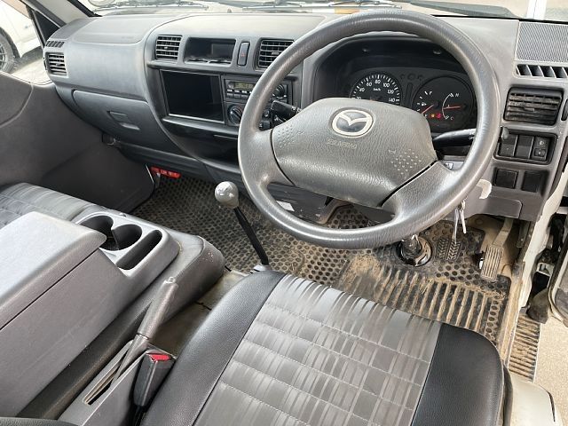 MAZDA BONGO TRUCK 1.15T 2W 2017 Image 31