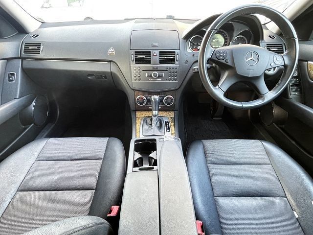 MERCEDES BENZ C CLAS 2011 Image 31