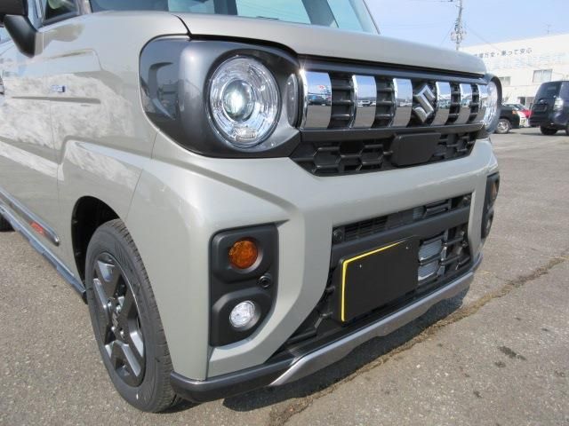 SUZUKI SPACIA GEAR 4WD 2024 Image 31