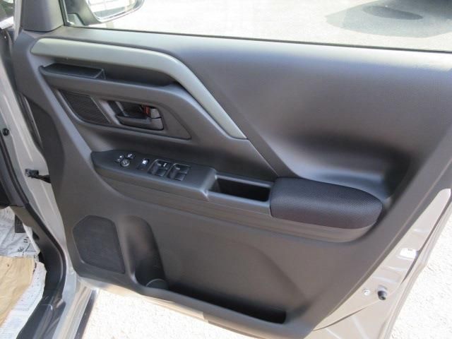 SUZUKI SPACIA GEAR 4WD 2024 Image 31