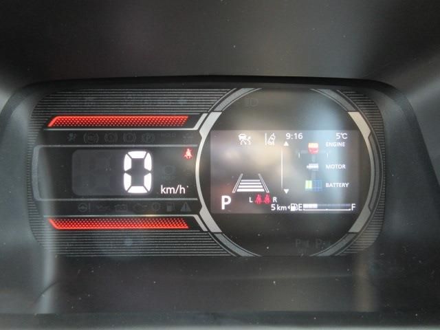 SUZUKI SPACIA GEAR 4WD 2024 Image 31