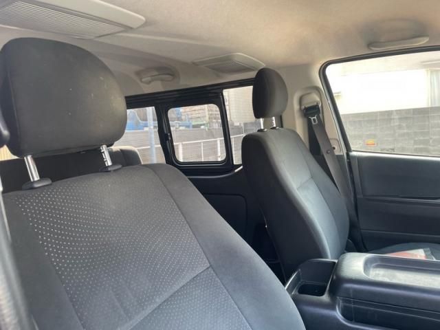 TOYOTA HIACE VAN 2WD 2021 Image 31