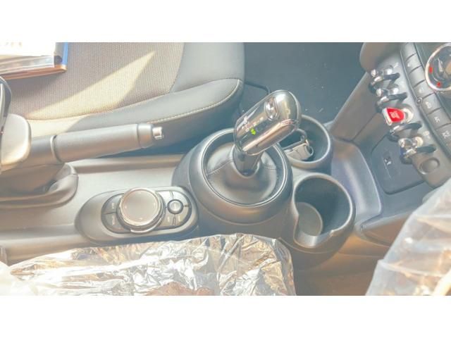 BMW MINI COOPER 2018 Image 31