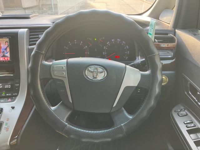 TOYOTA VELLFIRE 2012 Image 31