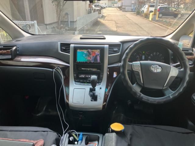 TOYOTA VELLFIRE 2012 Image 31