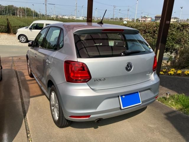 VOLKSWAGEN POLO 2017 Image 31