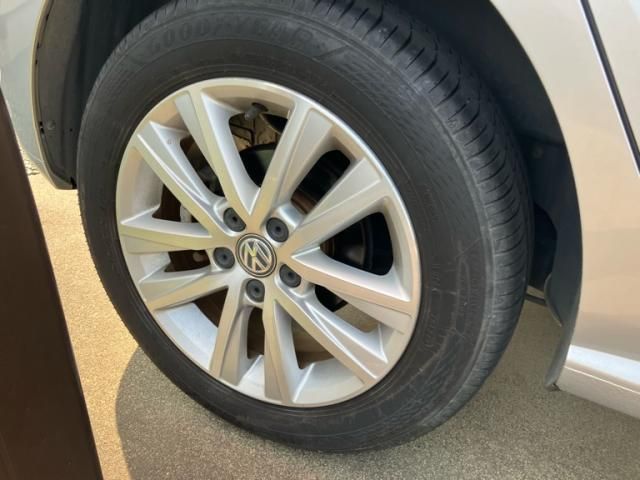 VOLKSWAGEN POLO 2017 Image 31