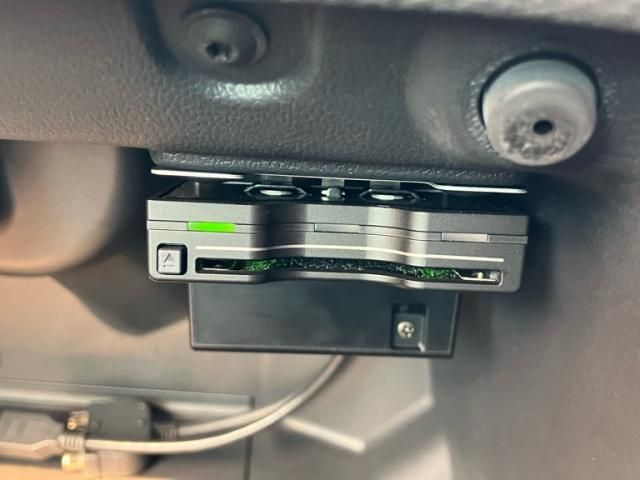 VOLKSWAGEN POLO 2017 Image 31