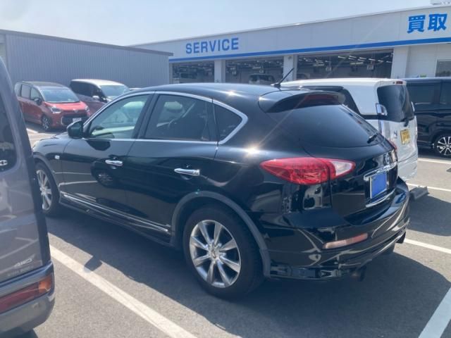 NISSAN SKYLINE CROSSOVER 2009 Image 31