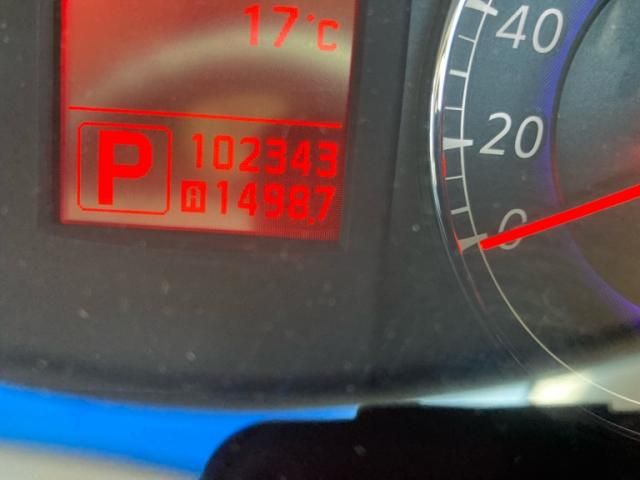 NISSAN SKYLINE CROSSOVER 2009 Image 31