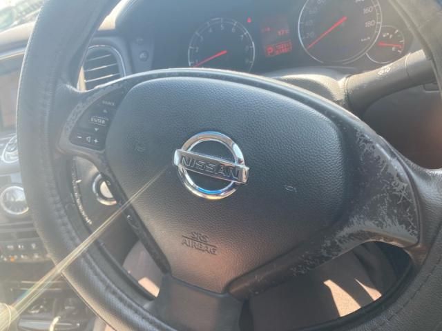 NISSAN SKYLINE CROSSOVER 2009 Image 31