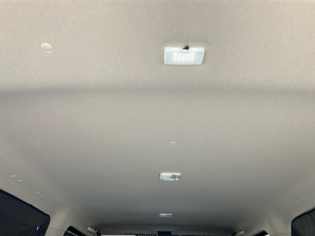 NISSAN CARAVAN VAN 4WD 2025 Image 31