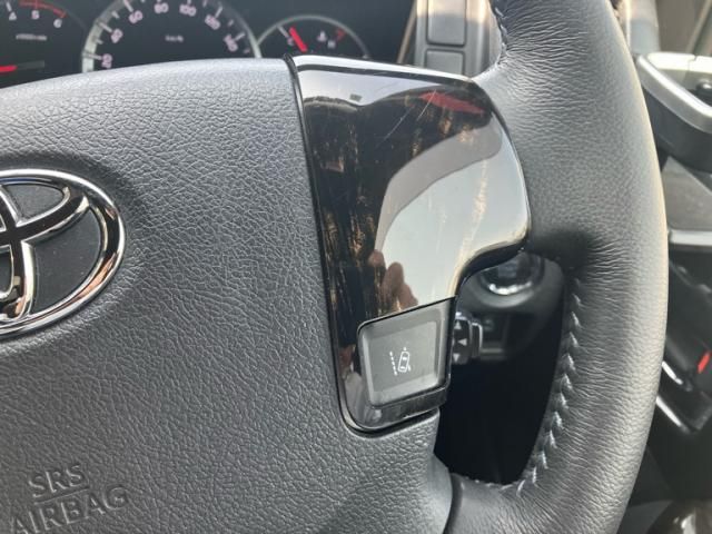 TOYOTA HIACE VAN 2WD 2019 Image 31