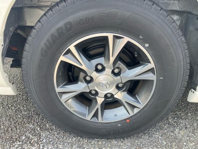 TOYOTA HIACE VAN 2WD 2019 Image 31