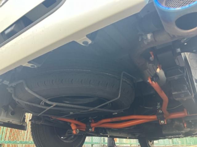 TOYOTA HIACE VAN 2WD 2019 Image 31