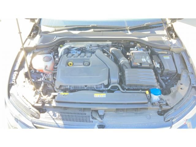 VOLKSWAGEN GOLF 2021 Image 31