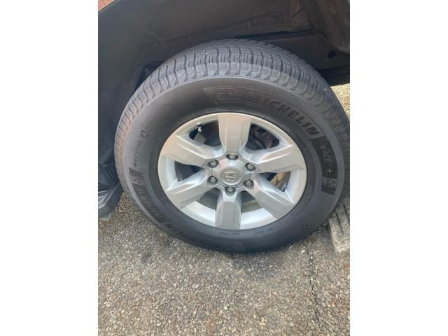 TOYOTA LANDCRUISER PRADO 2013 Image 31