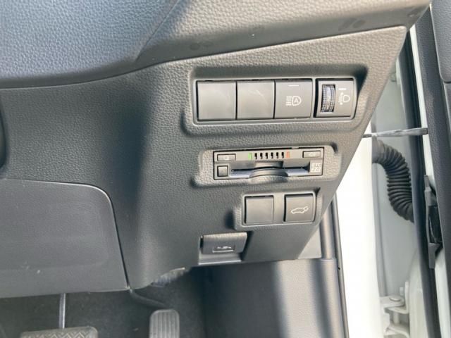 TOYOTA COROLLA CROSS HYBRID 2021 Image 31