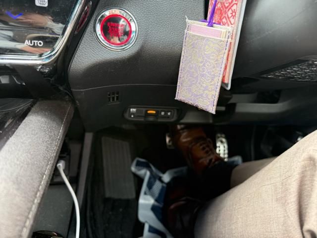 HONDA VEZEL 2018 Image 31