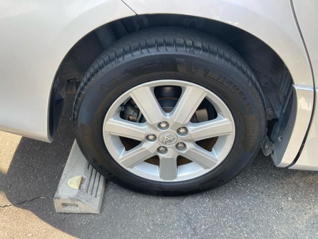 TOYOTA NOAH 2007 Image 31