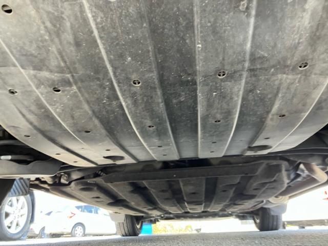 HONDA VEZEL HYBRID 2014 Image 31