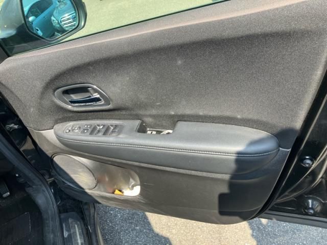 HONDA VEZEL HYBRID 2014 Image 31