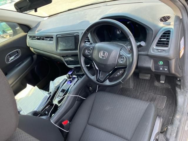 HONDA VEZEL HYBRID 2014 Image 31