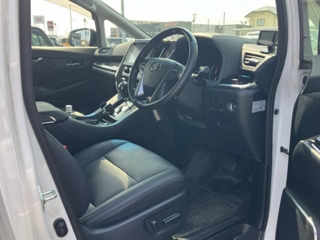 TOYOTA ALPHARD 4WD 2022 Image 31