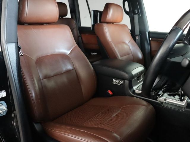 TOYOTA LANDCRUISER WAGON 2018 Image 31