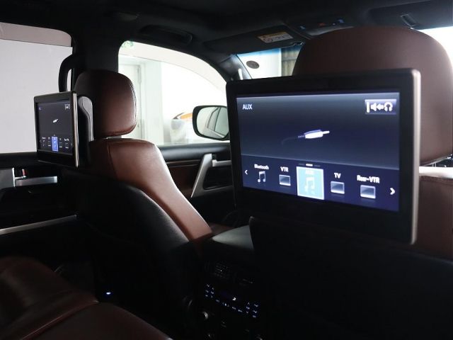 TOYOTA LANDCRUISER WAGON 2018 Image 31