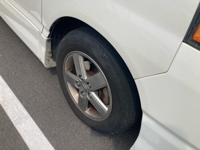 TOYOTA VOXY 2005 Image 31