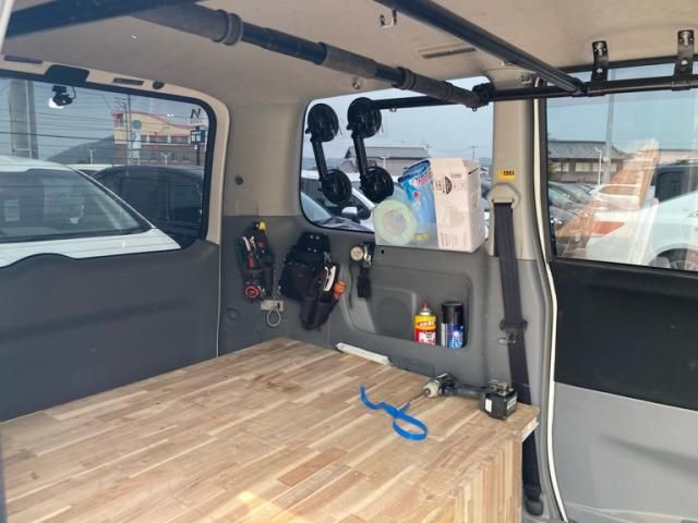 TOYOTA VOXY 2005 Image 31