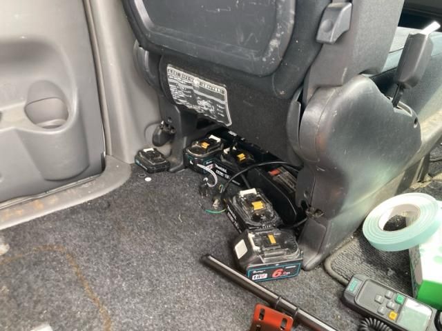 TOYOTA VOXY 2005 Image 31