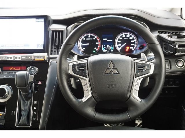 MITSUBISHI DELICA D:5 4WD 2025 Image 31