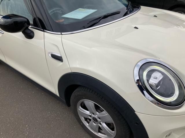 BMW MINI COOPER D 5DOOR 2020 Image 31