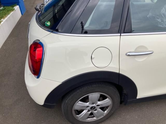 BMW MINI COOPER D 5DOOR 2020 Image 31
