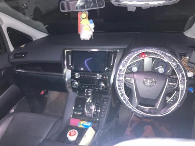 TOYOTA ALPHARD HYBRID 4WD 2016 Image 31