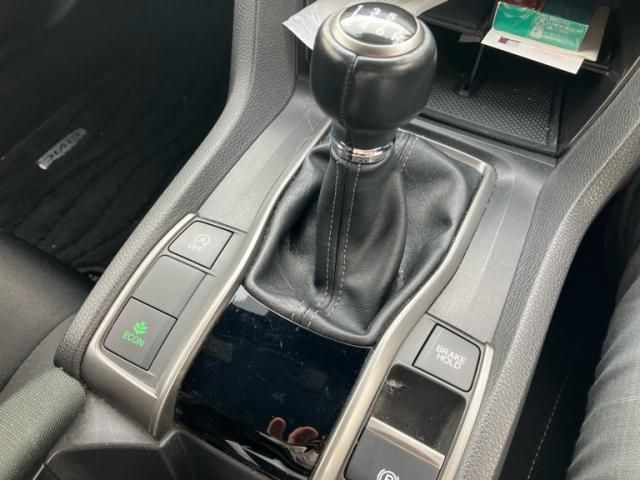 HONDA CIVIC HATCHBACK 2018 Image 31