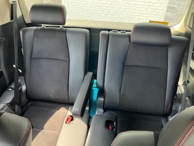 TOYOTA VELLFIRE 2013 Image 31