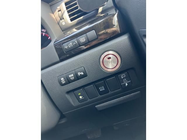 TOYOTA VELLFIRE 2013 Image 31