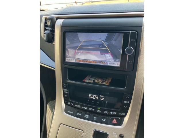 TOYOTA VELLFIRE 2013 Image 31