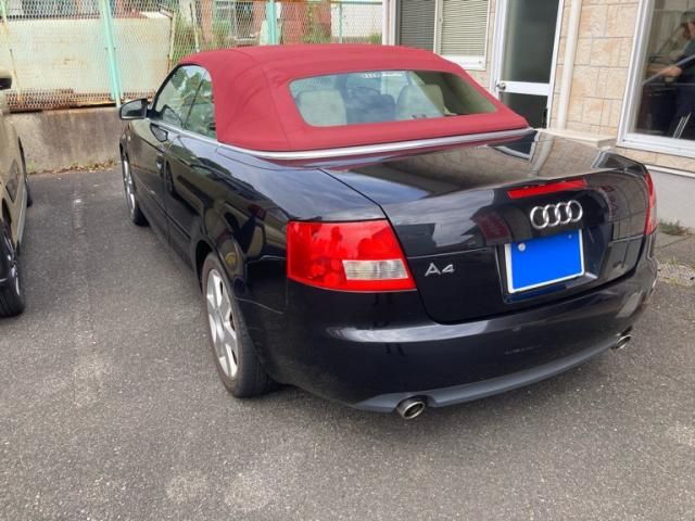 AUDI A4 OPEN 2003 Image 31